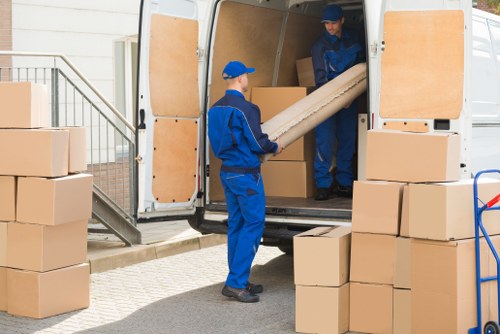 Removal truck hire service in Hanworth for local home moves