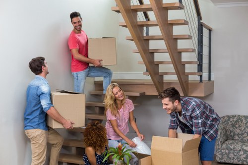 Home moving service planning in Hanworth