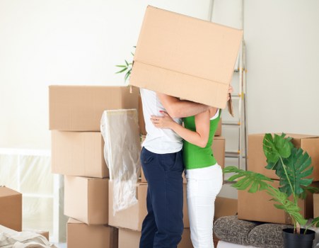 Local van service handling flat moves and deliveries around Hanworth
